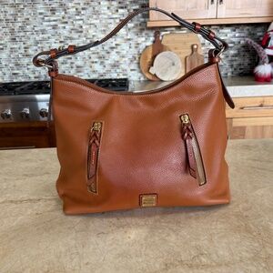 **Authentic** Dooney & Bourke Pebble Grain Shoulder Bag